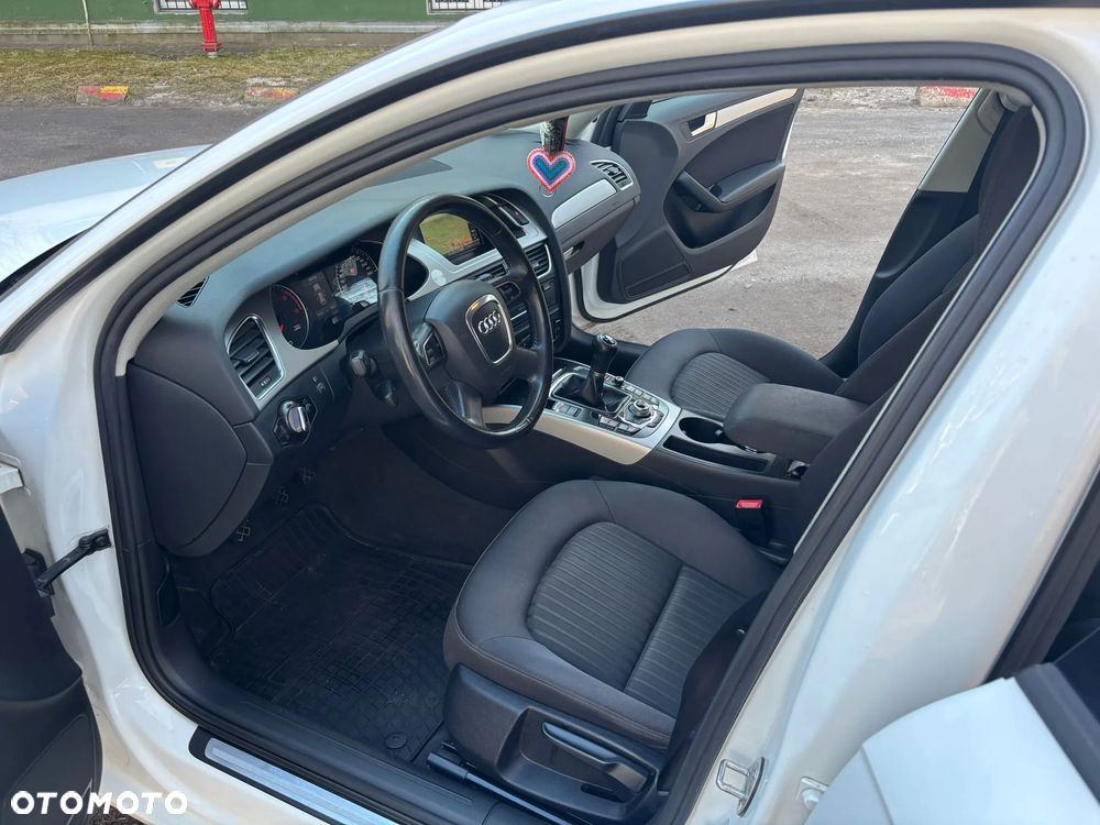 Audi A4 Avant 2.0 TDI - 20