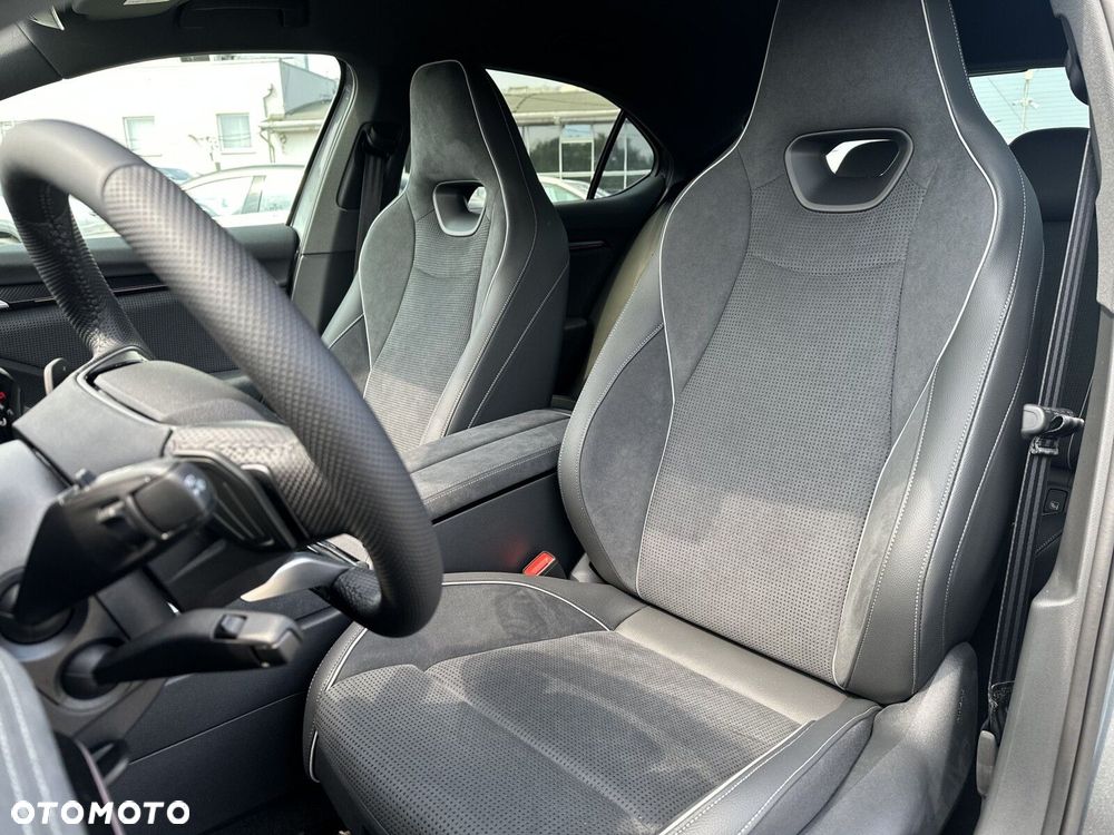 Skoda Superb 2.0 TDI SCR 4x4 Sportline DSG - 12