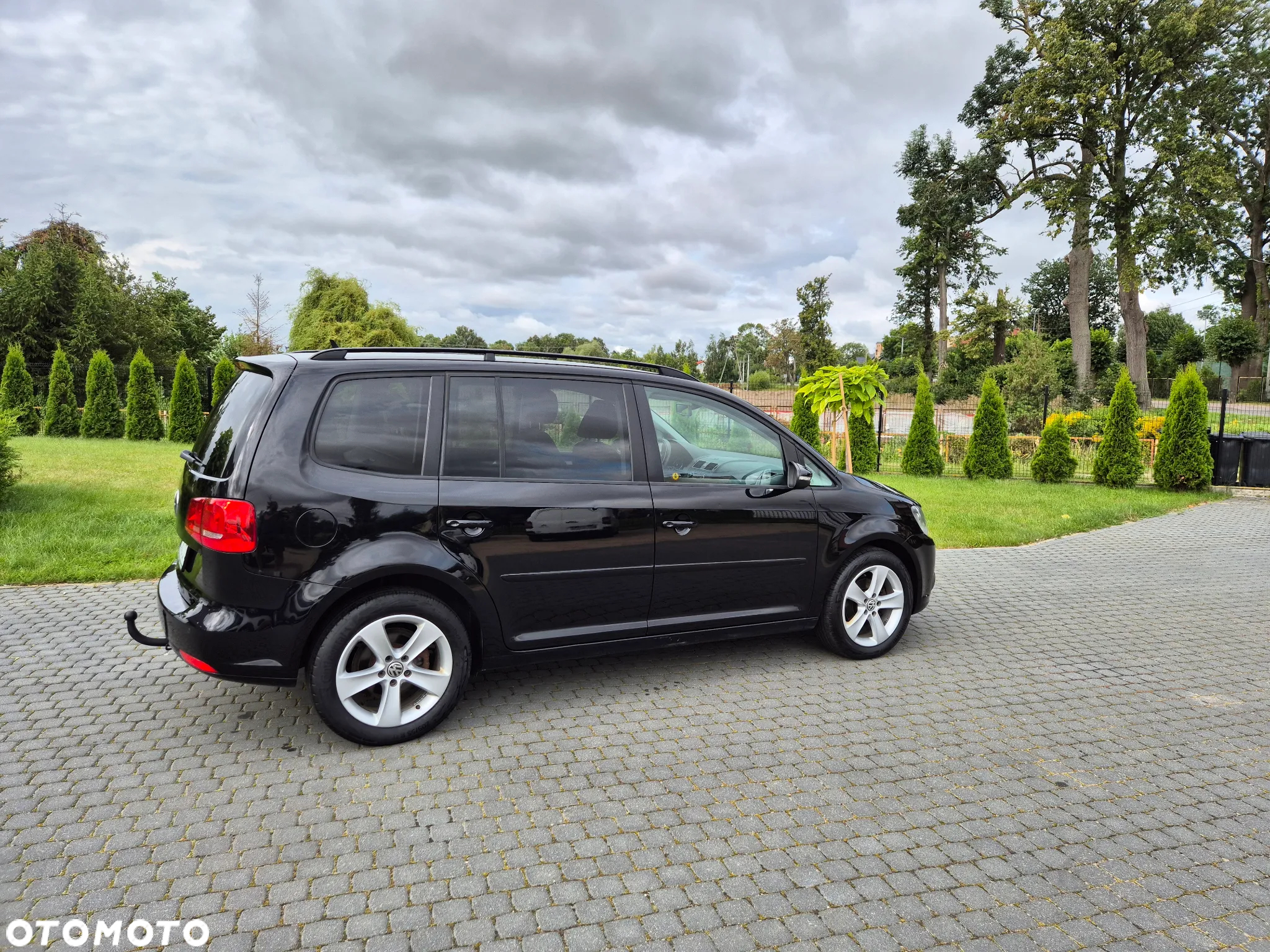 Volkswagen Touran 1.4 TSI STYLE - 25