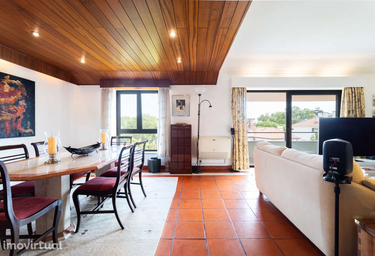 Magnífico T4 no centro de Cascais - Grande imagem: 2/42