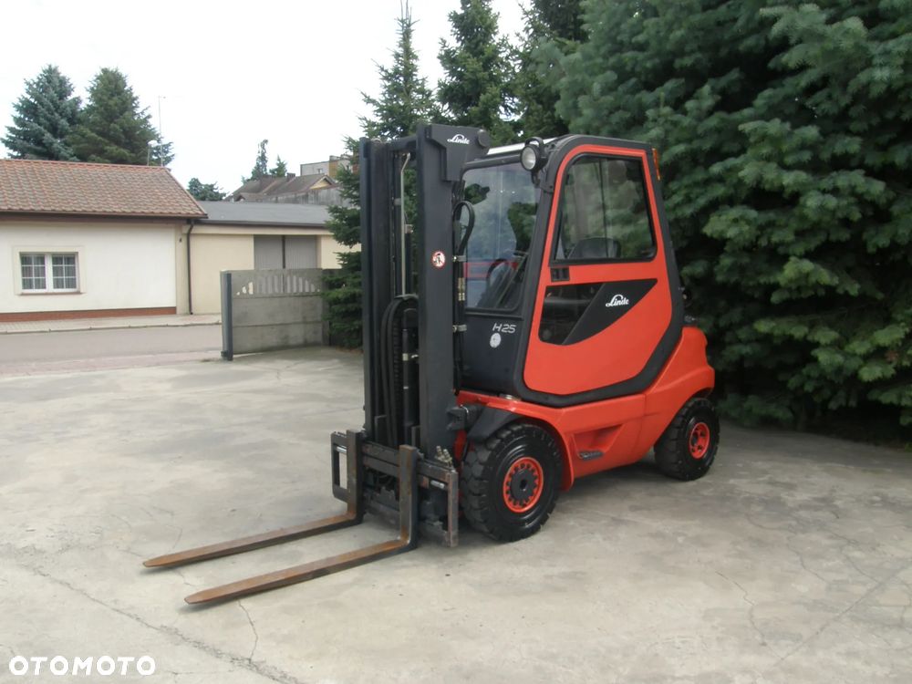Linde H25T-03 2002rok wolny skok przesuw sprowadzony - 2