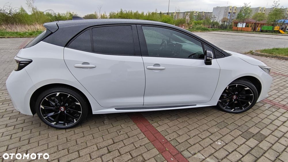 Toyota Corolla 2.0 Hybrid GR Sport - 6