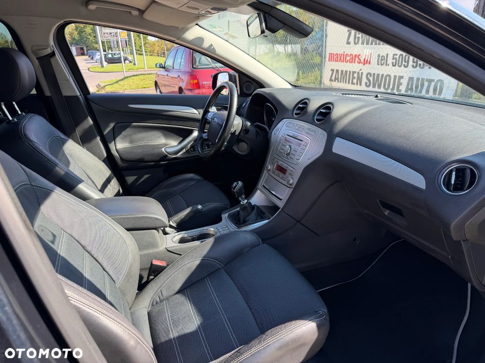 Ford Mondeo 2.0 TDCi Champions Edition - 6