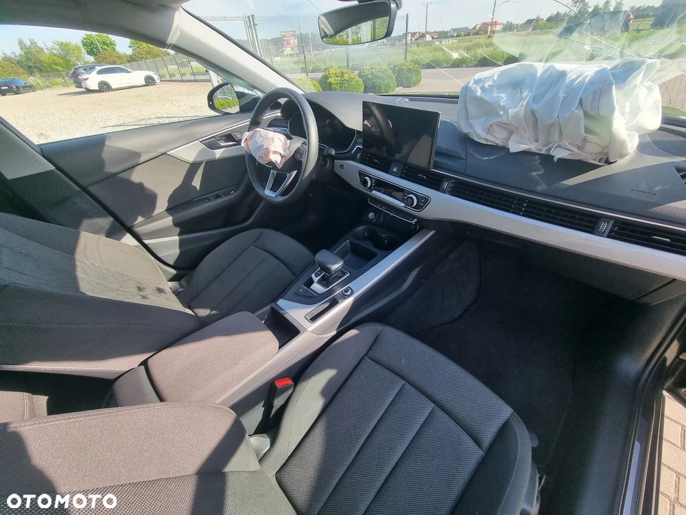 Audi A4 Avant 35 TDI S tronic - 13