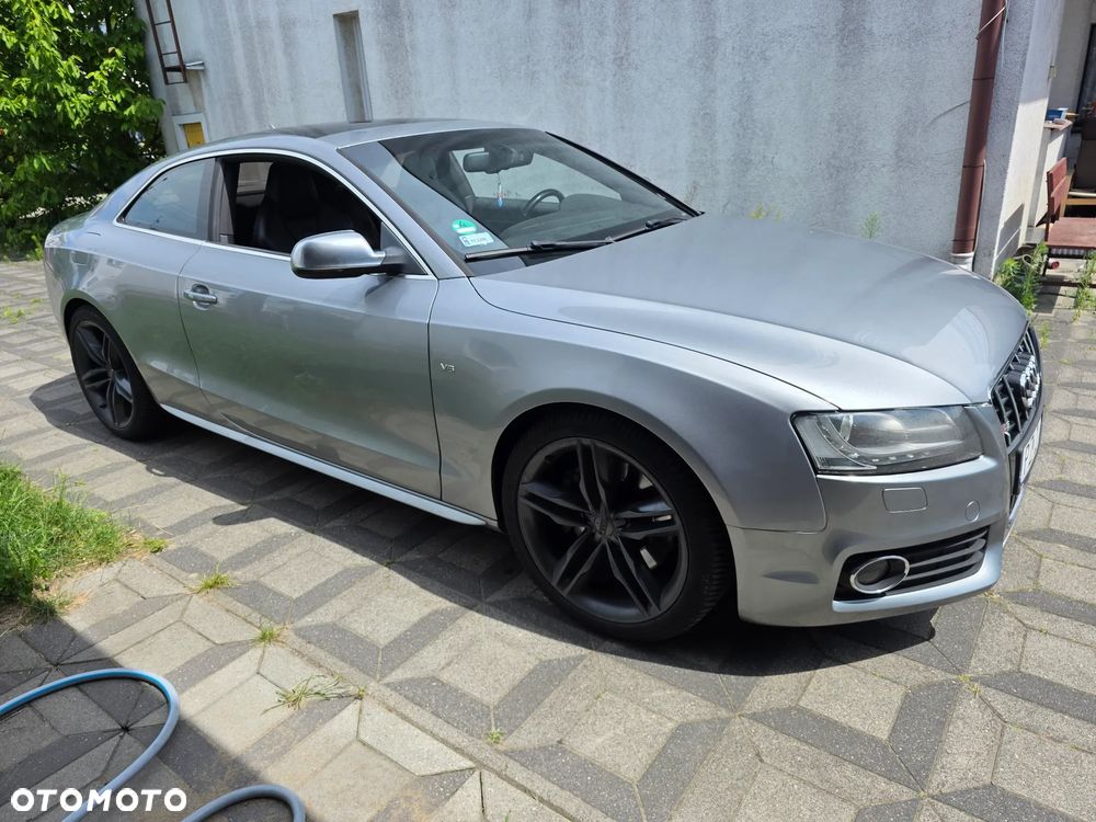 Audi S5 Coupé - 1