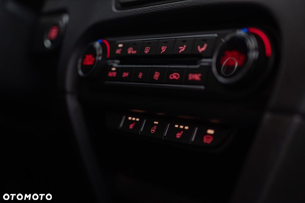 Kia ProCeed 1.5 T-GDI GT Line - 31
