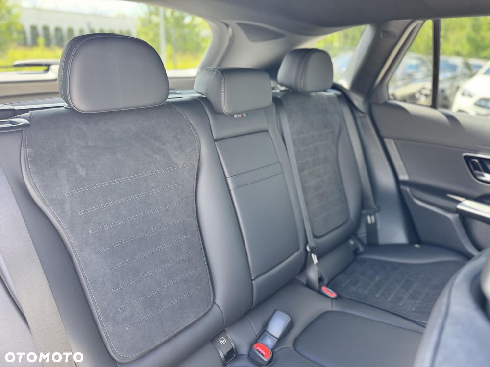 Mercedes-Benz GLC 200 d mHEV 4-Matic AMG Line - 18