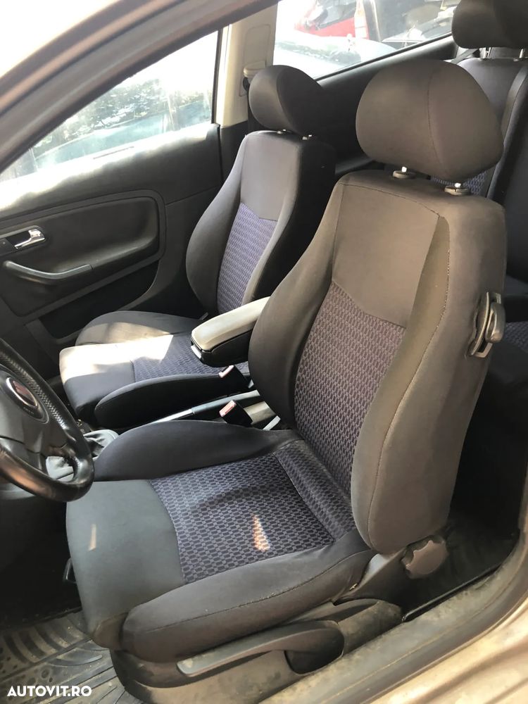 Dezmembrez Seat Ibiza 2005 1.4 benzina coupe - 7