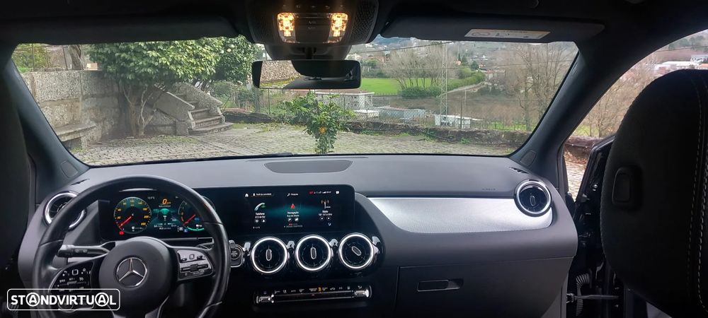 Mercedes-Benz B 250 e Style Plus - 23