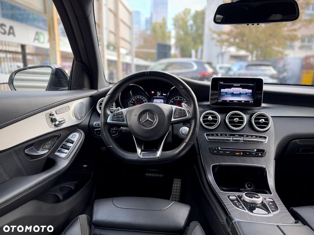 Mercedes-Benz GLC - 28