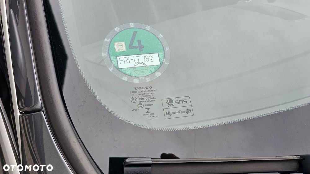 Volvo XC 60 D4 R-Design - 7
