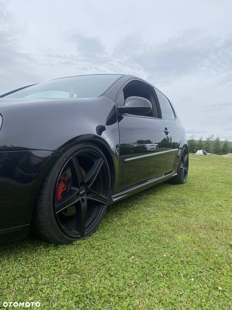 Volkswagen Golf - 3