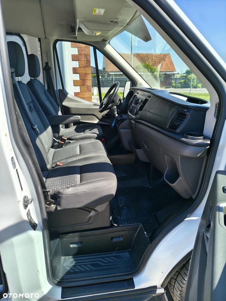 Ford Transit - 9