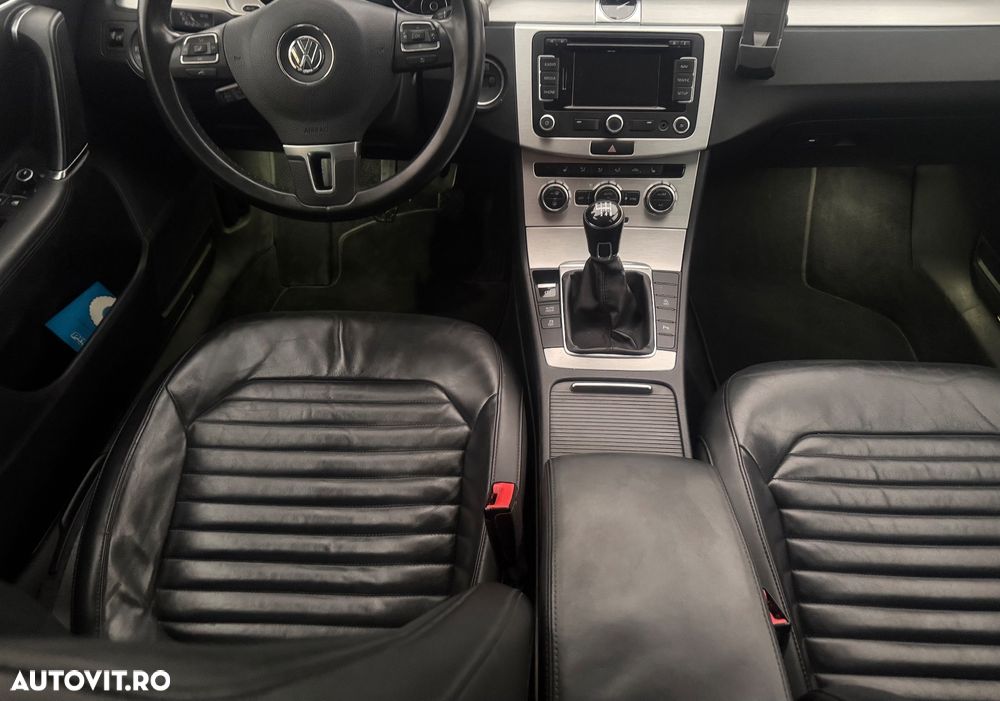 Volkswagen Passat 2.0 TDI BlueMotion Technology Business Edition - 13