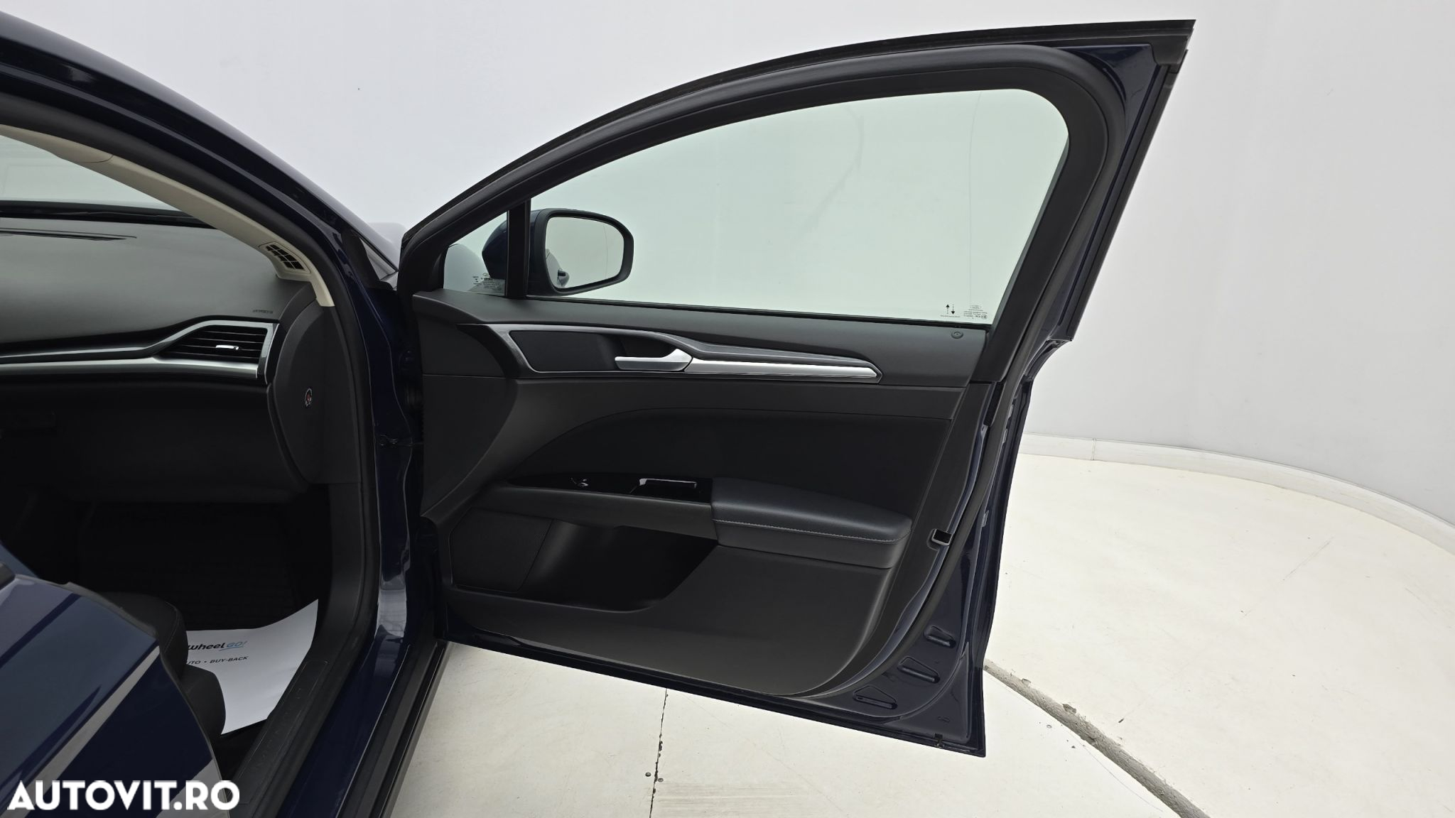 Ford Mondeo - 18