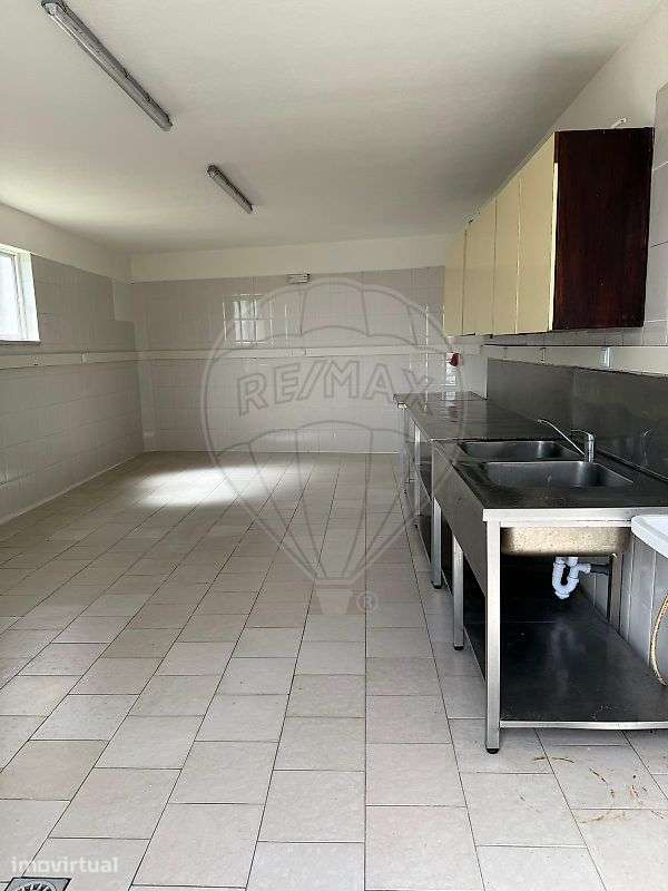 Garagem  para arrendamento - Grande imagem: 2/10