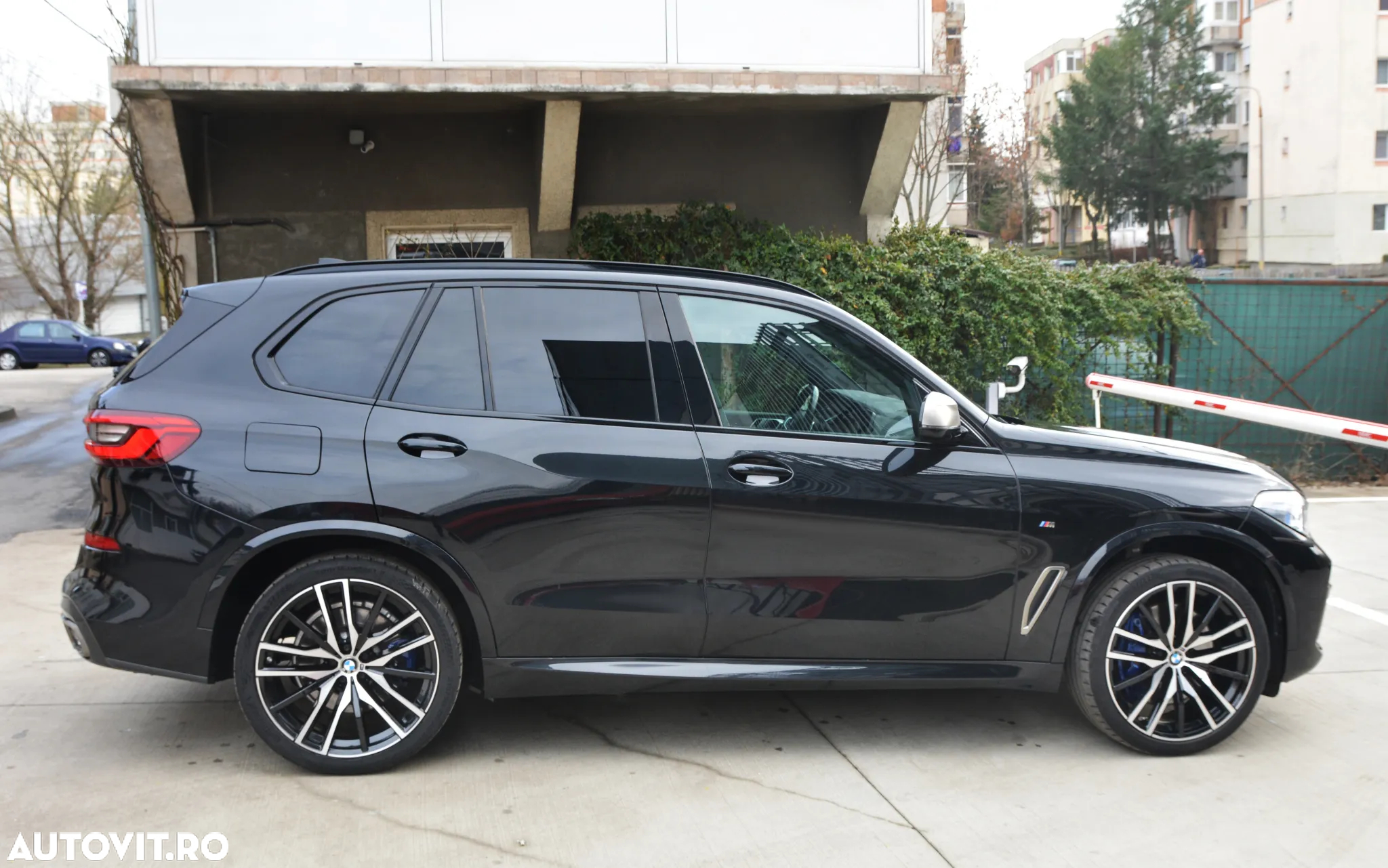 BMW X5 M M50d - 23