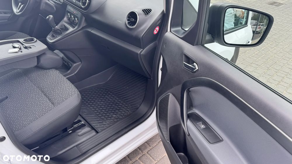 Mercedes-Benz CITAN 110 - 32