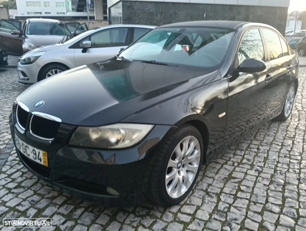 BMW 320 d Sport - 1