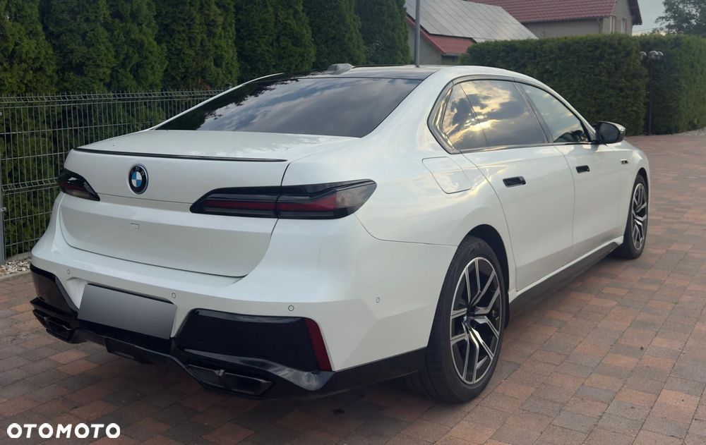 BMW Seria 7 - 2