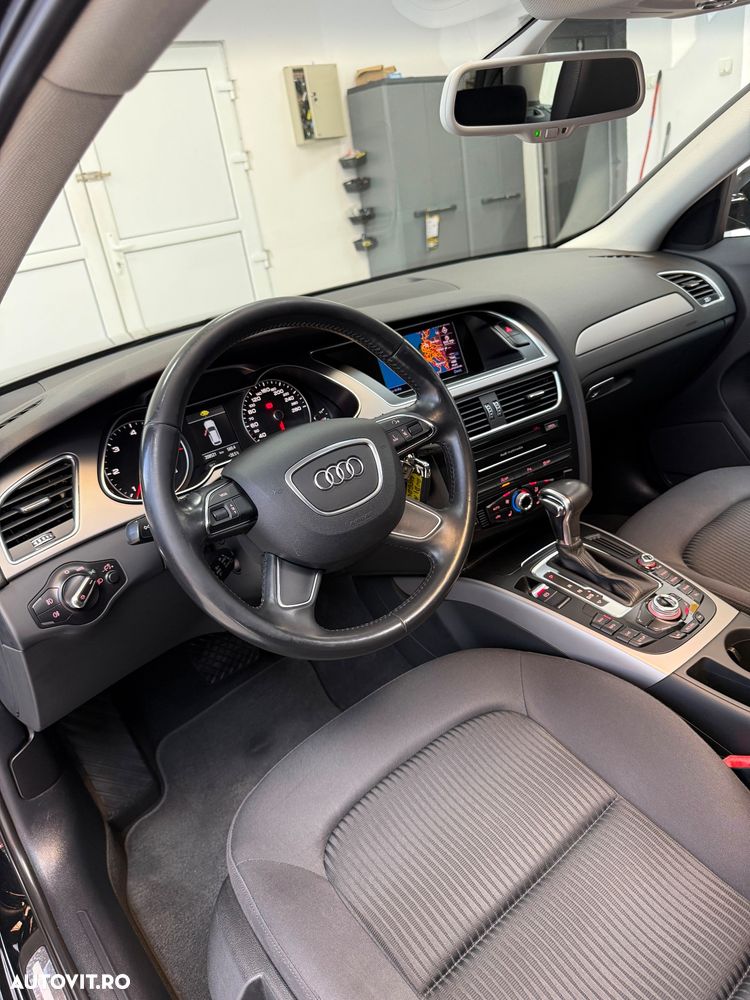 Audi A4 Avant 2.0 TDI DPF multitronic Attraction - 12