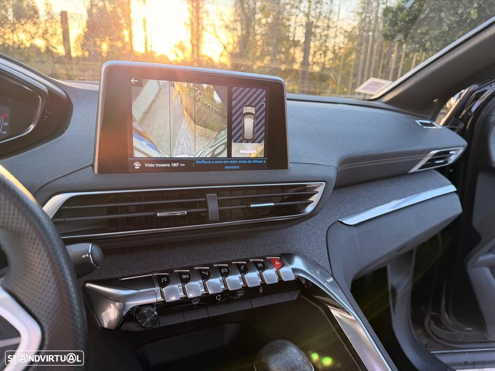 Peugeot 3008 1.2 PureTech GT Line - 30