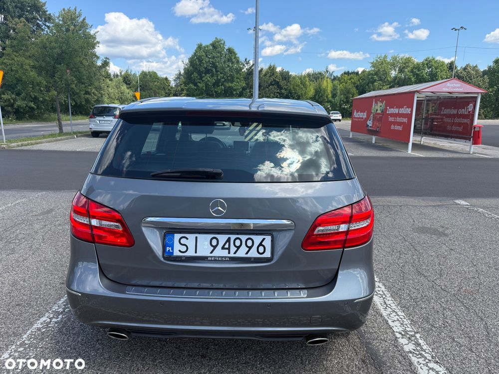 Mercedes-Benz Klasa B 180 CDI (BlueEFFICIENCY) 7G-DCT - 16