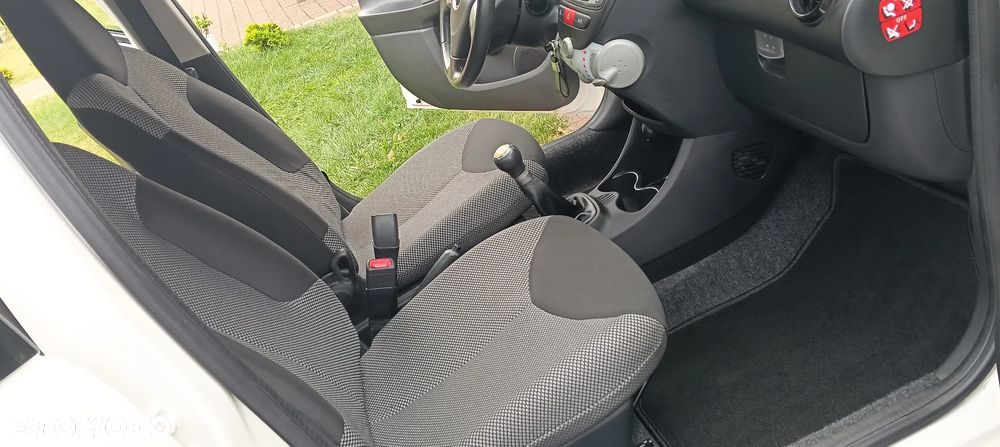 Toyota Aygo x-cite - 26
