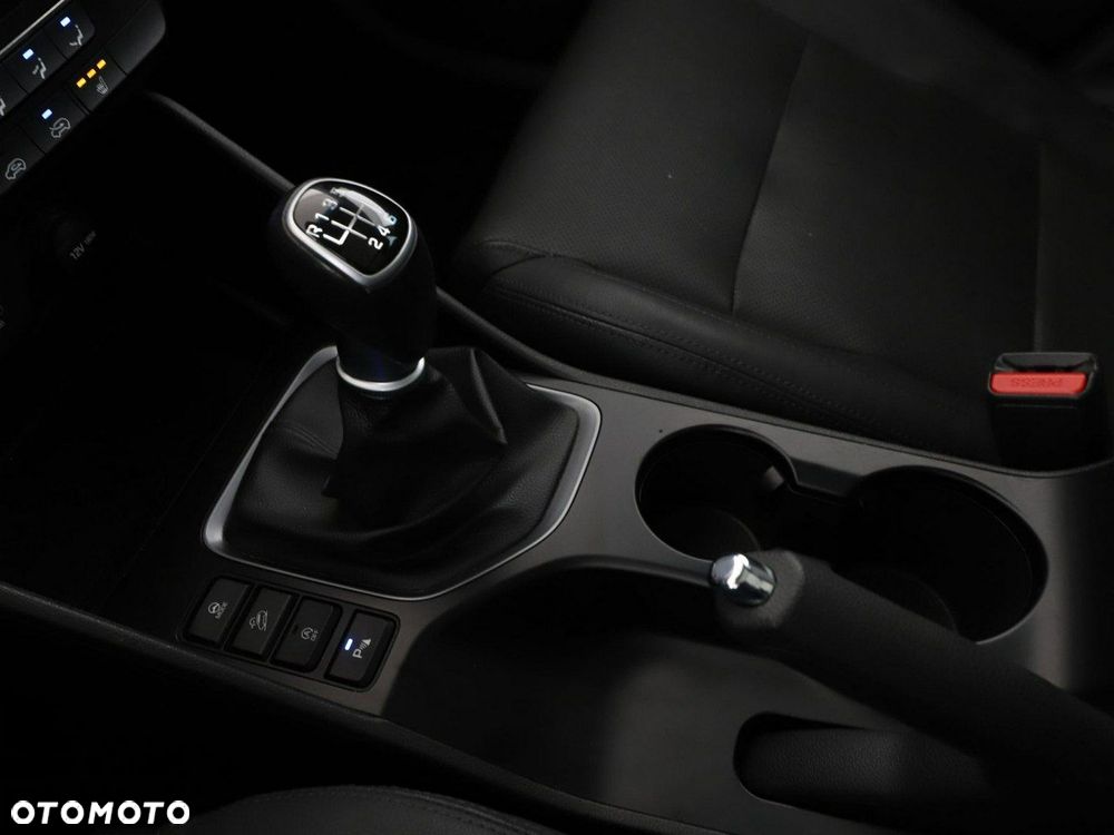 Hyundai Tucson 1.7 CRDI BlueDrive Style 2WD - 29