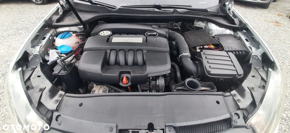 Volkswagen Golf - 40