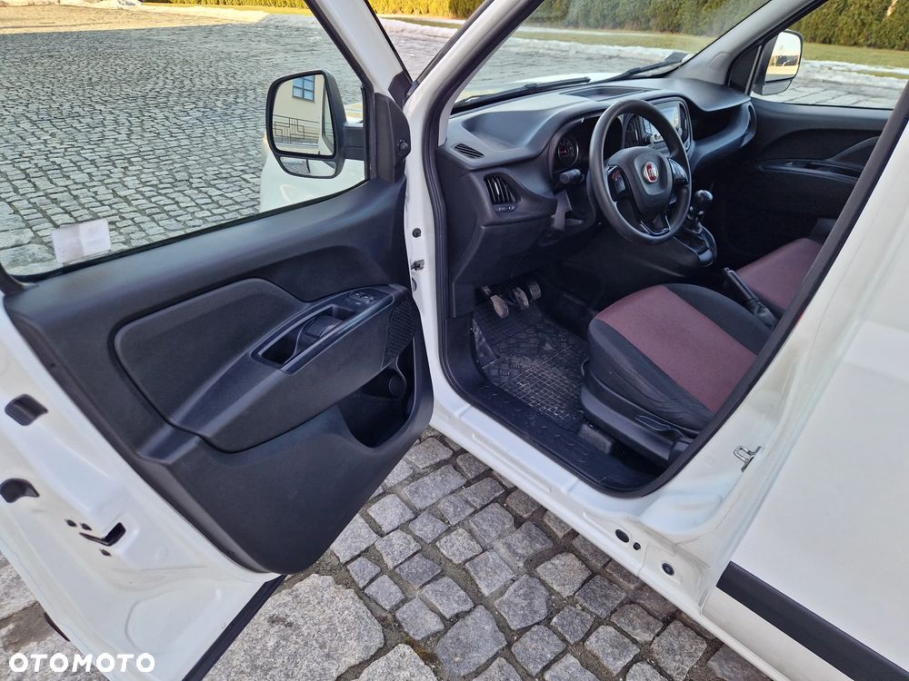 Fiat Doblo Furgon 3 Osobowy - 12