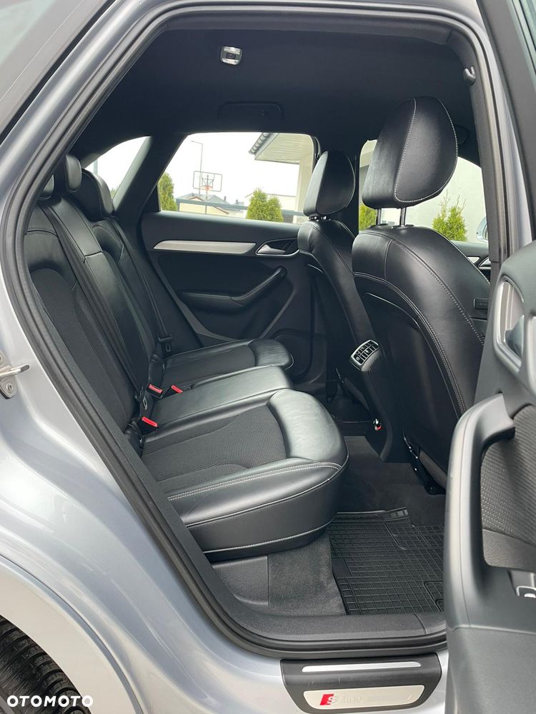 Audi Q3 2.0 TDI Sport S tronic - 23