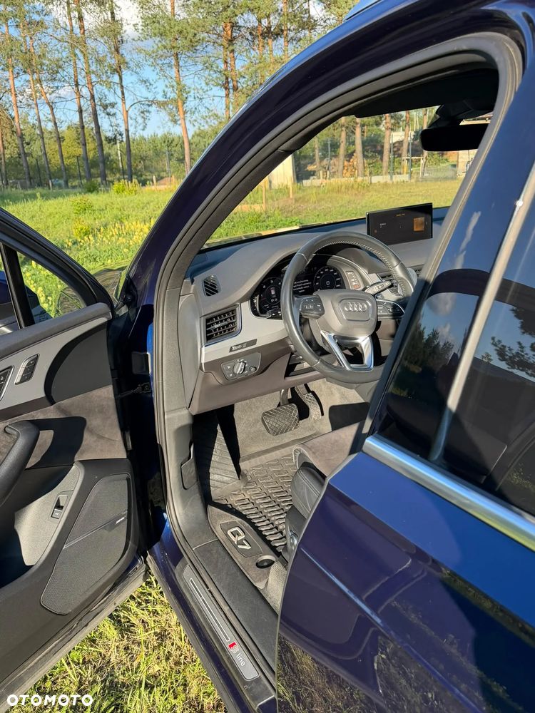 Audi Q7 e-tron 3.0 TDI Quattro Tiptr - 37