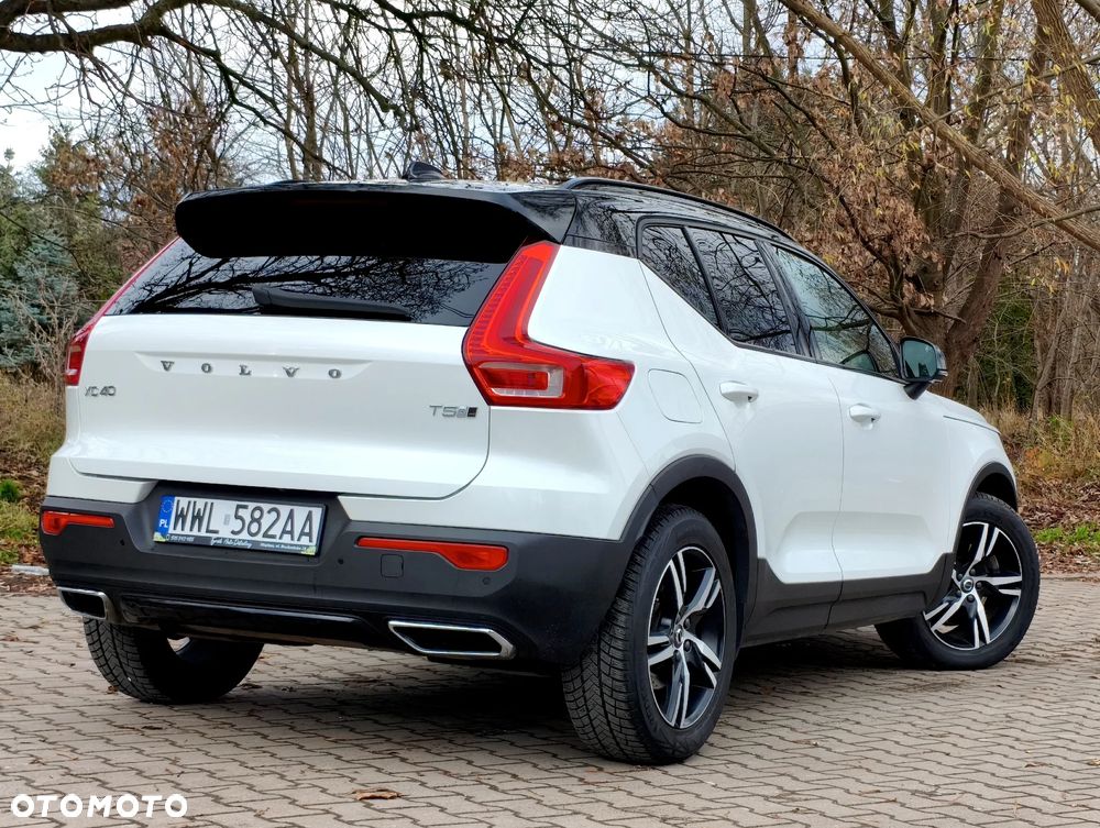 Volvo XC 40 T5 AWD Geartronic R-Design - 37