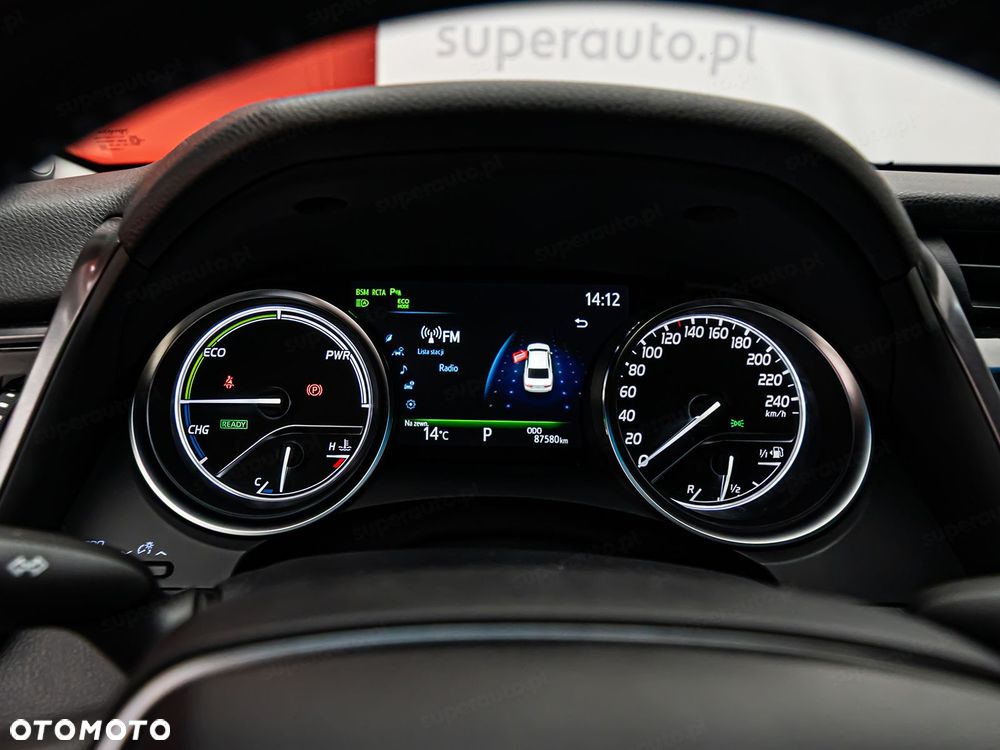 Toyota Camry 2.5 Hybrid Executive CVT - 17