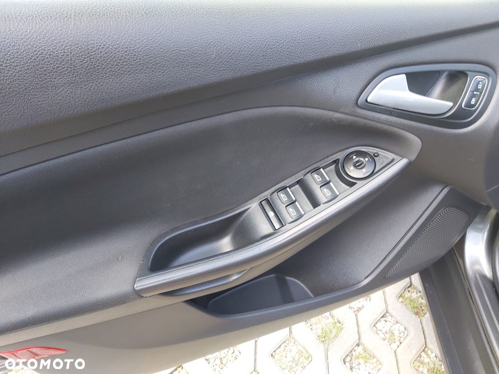 Ford Focus 1.5 TDCi DPF Start-Stopp-System Trend - 9