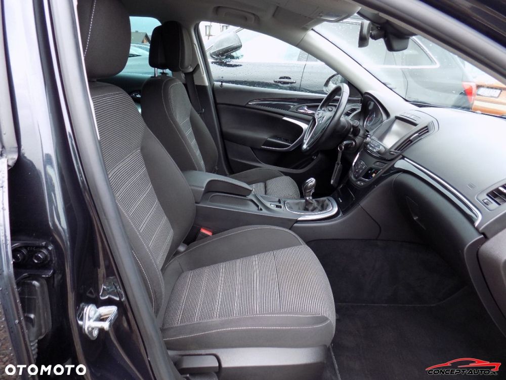 Opel Insignia - 19