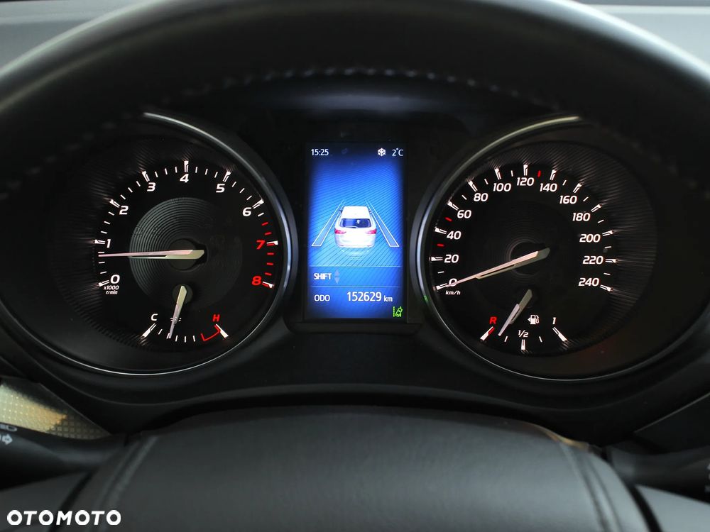 Toyota Avensis 1.8 Premium EU5 - 23