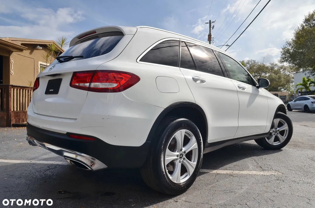 Mercedes-Benz GLC - 10