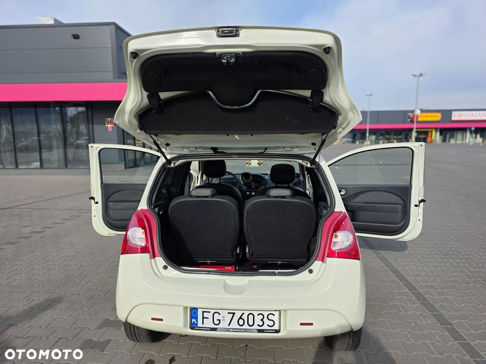 Renault Clio - 6