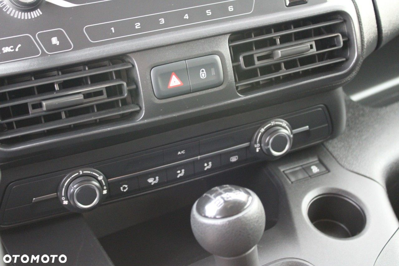 Toyota Proace City - 19