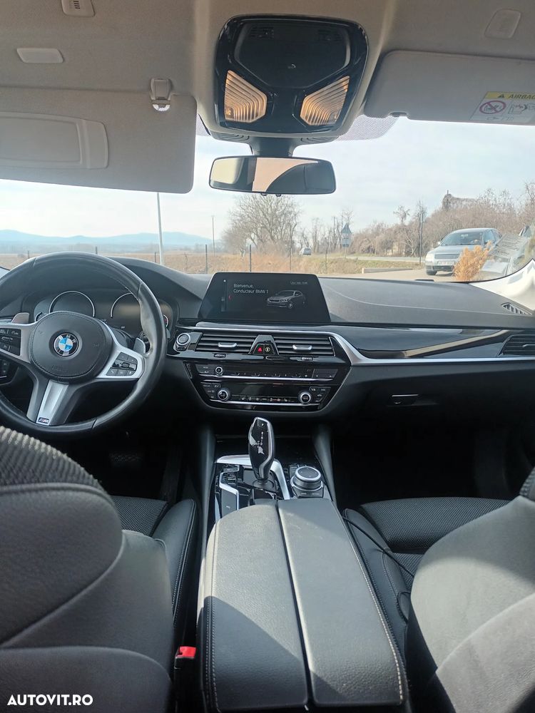 BMW Seria 5 520d xDrive AT - 19