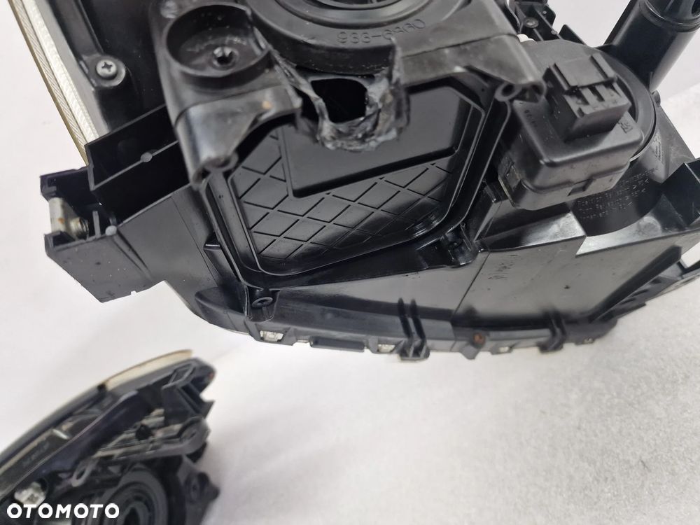 TOYOTA RAV-4 06- LEWA / PRAWA ZWYKŁA LAMPA PRZEDNIA PRZÓD , NR ICHIKOH 42-36 , NR AUKCJI LA478 - 27