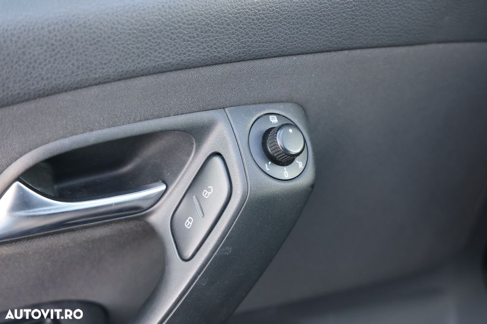 Volkswagen Polo 1.6 TDI DSG Style - 24