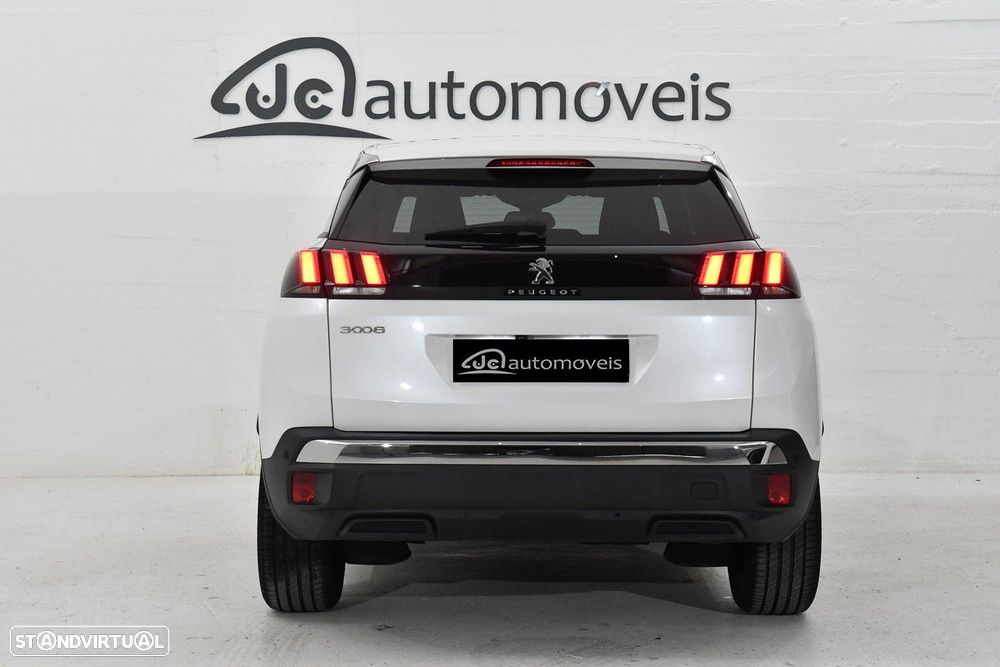 Peugeot 3008 1.2 Hybrid Allure Pack e-DCS6 - 8