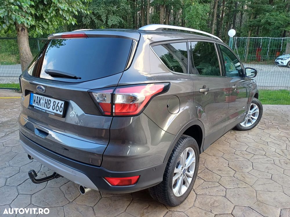 Ford Kuga 2.0 TDCi 4x4 Titanium - 3