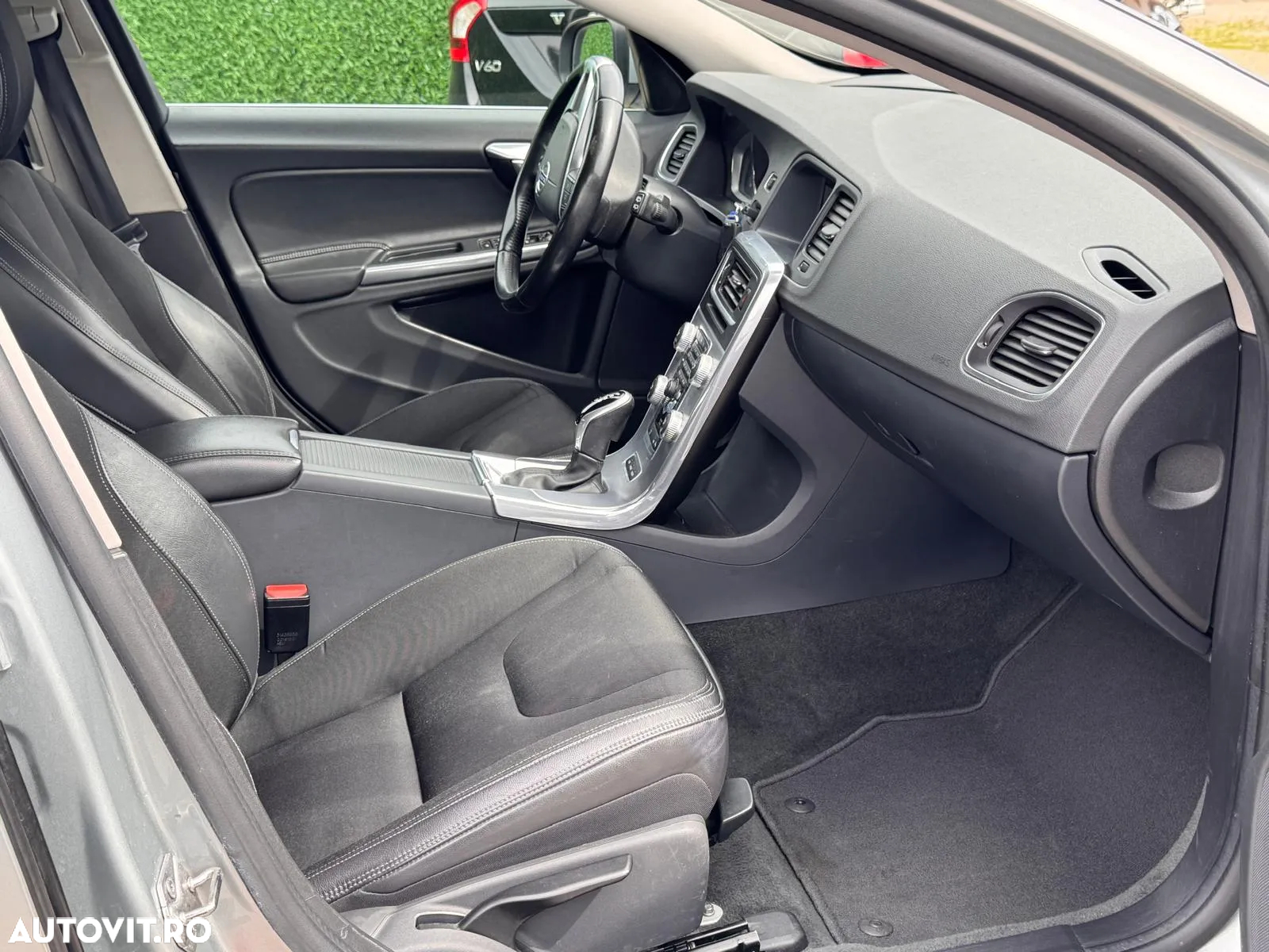 Volvo V60 - 11