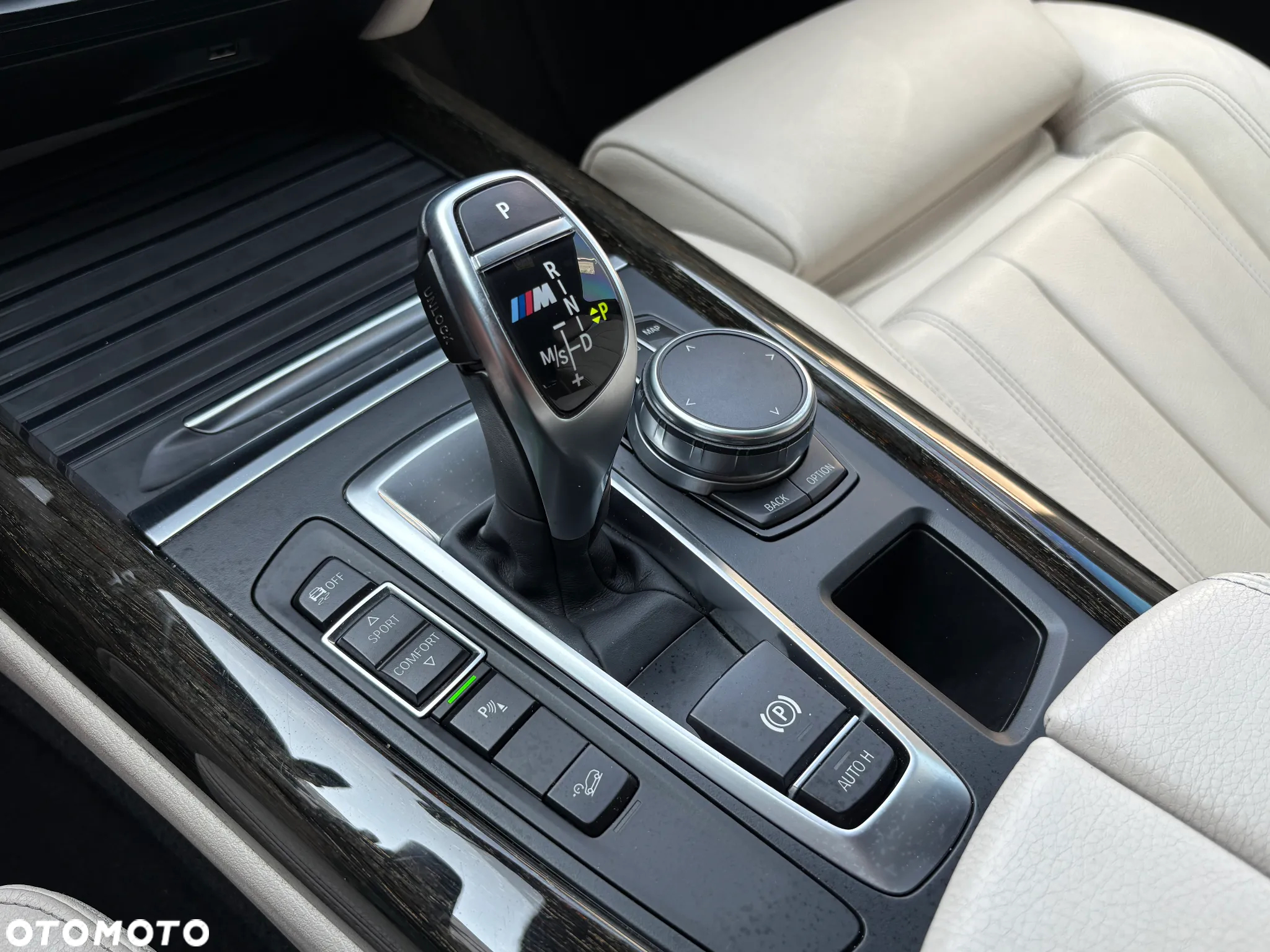BMW X5 M M50d - 17