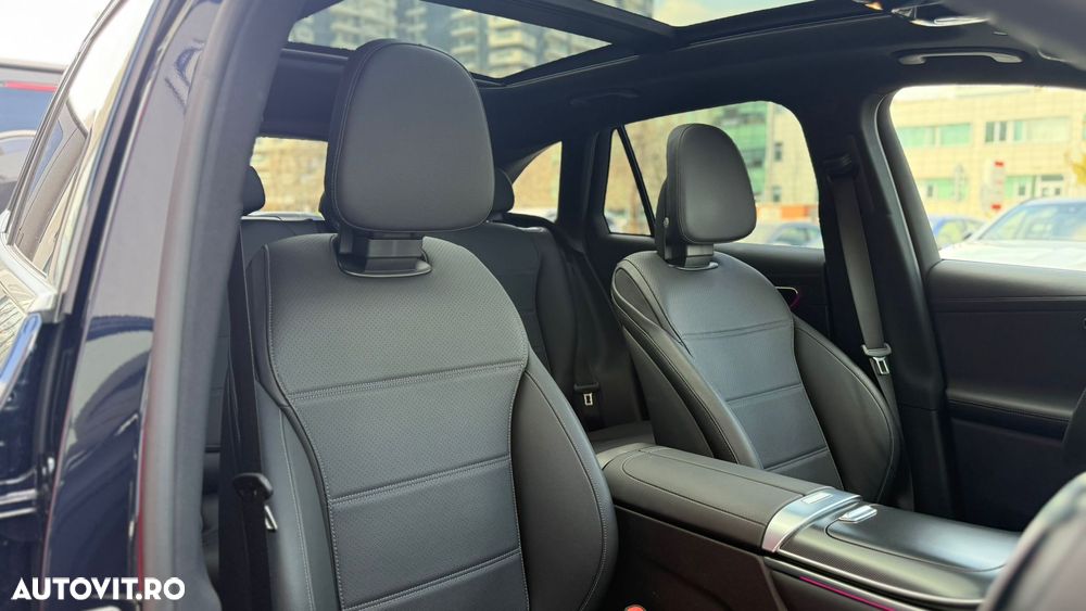 Mercedes-Benz GLC 200 4Matic 9G-TRONIC AMG Line Advanced - 22