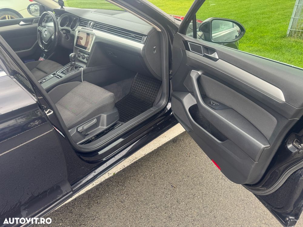Volkswagen Passat 2.0 TDI DSG Comfortline - 3